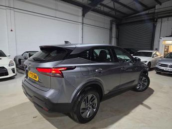 Nissan Qashqai 1.3 DIG-T MHEV Acenta Premium XTRON Euro 6 (s/s) 5dr