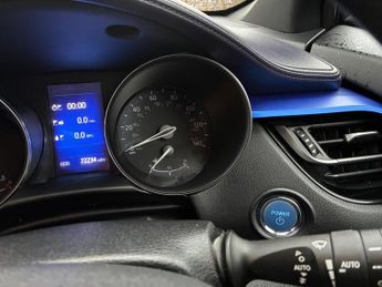 Toyota C-HR 1.8 VVT-h Dynamic CVT Euro 6 (s/s) 5dr