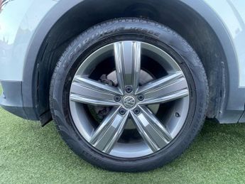 Volkswagen Tiguan 2.0 TDI SEL Euro 6 (s/s) 5dr