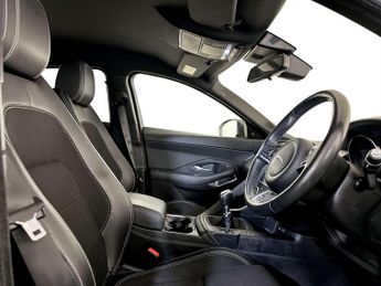 Jaguar E-PACE 2.0 D150 R-Dynamic SUV 5dr Diesel Manual Euro 6 (s/s) (150 ps)