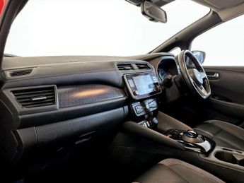Nissan Leaf 40kWh Tekna Hatchback 5dr Electric Auto (150 ps)