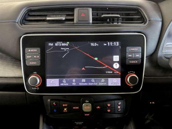 Nissan Leaf 40kWh Tekna Hatchback 5dr Electric Auto (150 ps)