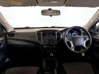 Mitsubishi L200 2.2 DI-D DC 4Life Pickup Double Cab 4dr Diesel Manual 4WD Euro 6