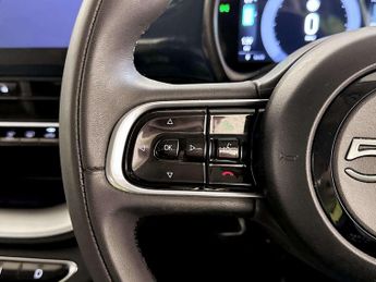 Fiat 500e 42kWh Icon Hatchback 3dr Electric Auto (118 ps)