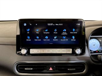 Hyundai KONA 39kWh SE Connect SUV 5dr Electric Auto (10.5kW Charger) (136 ps)