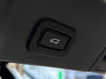 Land Rover Range Rover Evoque 2.0 D240 MHEV R-Dynamic HSE SUV 5dr Diesel Auto 4WD Euro 6 (s/s)