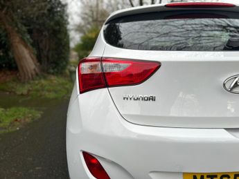 Hyundai i30 1.6 CRDi Blue Drive SE DCT Euro 6 (s/s) 5dr