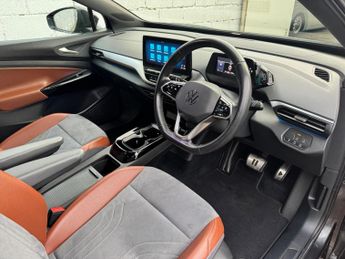Volkswagen ID.4 Pro Performance 77kWh 1ST Edition Auto 5dr