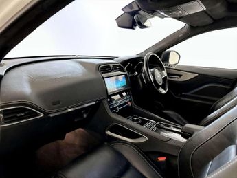 Jaguar F-PACE 2.0 D180 R-Sport SUV 5dr Diesel Auto AWD Euro 6 (s/s) (180 ps)
