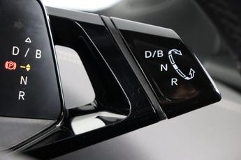 Volkswagen ID.4 Pro 77kWh Life Auto 5dr