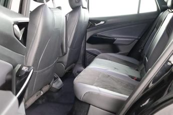 Volkswagen ID.4 Pro 77kWh Life Auto 5dr