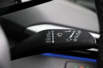 Volkswagen ID.4 Pro 77kWh Life Auto 5dr