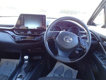 Toyota C-HR 1.8 VVT-h Icon CVT Euro 6 (s/s) 5dr
