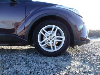 Toyota C-HR 1.8 VVT-h Icon CVT Euro 6 (s/s) 5dr