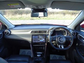 MG MG ZS 72.6kWh Trophy Long Range Auto 5dr