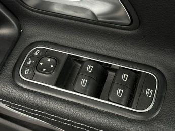 Mercedes-Benz CLA 1.3 CLA180 AMG Line Coupe 7G-DCT Euro 6 (s/s) 4dr