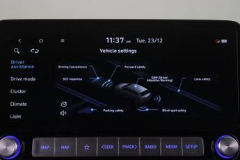 Hyundai KONA 39kWh Premium Auto 5dr (10.5kW Charger)