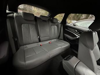 Audi A6 Avant 2.0 TDI 40 S line S Tronic Euro 6 (s/s) 5dr