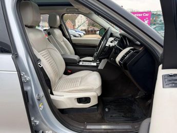 Land Rover Discovery 3.0 TD V6 HSE Auto 4WD Euro 6 (s/s) 5dr