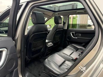 Land Rover Discovery Sport 2.0 TD4 HSE Black Auto 4WD Euro 6 (s/s) 5dr