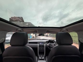 Land Rover Discovery Sport 2.0 TD4 HSE Black Auto 4WD Euro 6 (s/s) 5dr