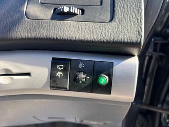 SsangYong Rodius 2.0 e-XDi ES T-Tronic Euro 5 5dr