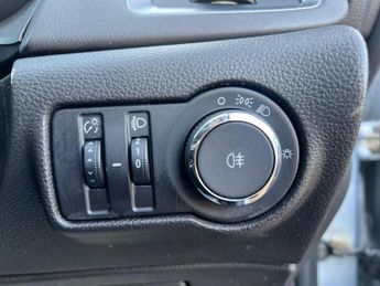 Vauxhall Astra 1.6 16v Design Euro 5 5dr