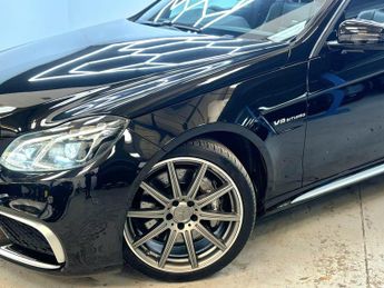 Mercedes-Benz E Class 5.5 E63 V8 BiTurbo AMG SpdS MCT Euro 6 (s/s) 4dr