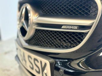 Mercedes-Benz E Class 5.5 E63 V8 BiTurbo AMG SpdS MCT Euro 6 (s/s) 4dr