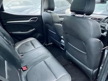 MG MG ZS 44.5kWh Exclusive Auto 5dr