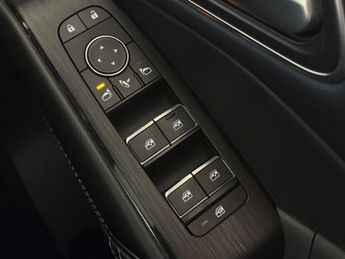 Nissan Qashqai 1.3 DIG-T MHEV Tekna XTRON Euro 6 (s/s) 5dr