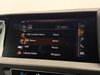 Audi A1 1.5 TFSI 35 S line Contrast Edition Sportback S Tronic Euro 6 (s