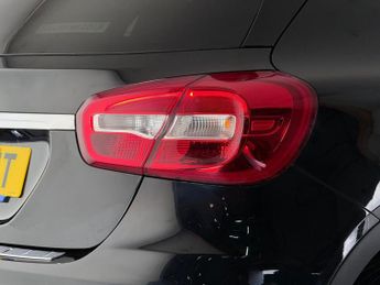 Mercedes-Benz GLA 1.6 GLA200 AMG Line 7G-DCT Euro 6 (s/s) 5dr