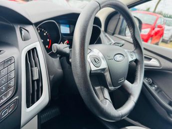Ford Focus 1.6 TDCi Zetec Euro 5 (s/s) 5dr