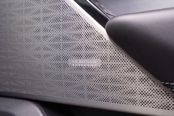 Land Rover Range Rover Velar 2.0 D180 R-Dynamic HSE Auto 4WD Euro 6 (s/s) 5dr