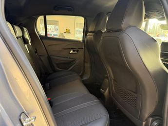 Peugeot 208 1.2 PureTech GT EAT Euro 6 (s/s) 5dr