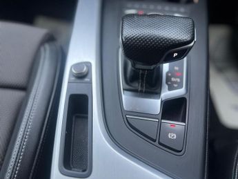 Audi A4 2.0 TDI S line S Tronic Euro 6 (s/s) 4dr