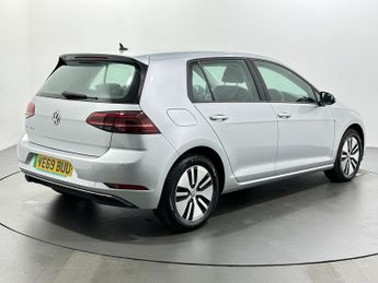 Volkswagen e-Golf 35.8kWh e-Golf Auto 5dr