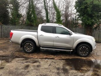 Nissan Navara 2.3 dCi Tekna Auto 4WD Euro 6 4dr