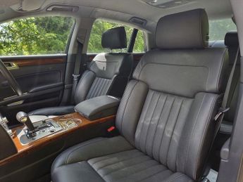 Volkswagen Phaeton 3.0 TDI CR V6 Tiptronic 4Motion Euro 5 4dr