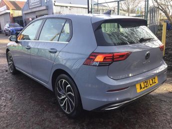 Volkswagen Golf 1.5 eTSI MHEV Style DSG Euro 6 (s/s) 5dr