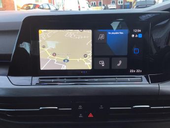 Volkswagen Golf 1.5 eTSI MHEV Style DSG Euro 6 (s/s) 5dr