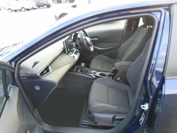 Toyota Corolla 1.8 VVT-h Icon CVT Euro 6 (s/s) 5dr