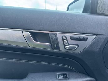 Mercedes-Benz E Class 2.1 E220 BlueTEC AMG Line (Premium) Cabriolet G-Tronic+ Euro 6 (