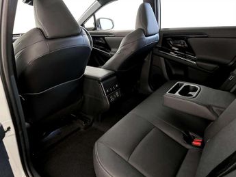 Subaru Solterra 71.4kWh Touring SUV 5dr Electric Auto AWD (218 ps)