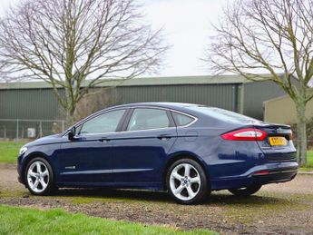 Ford Mondeo 2.0 TiVCT Titanium CVT Euro 6 (s/s) 4dr