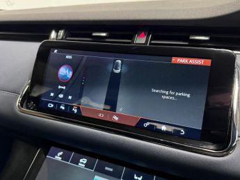 Land Rover Range Rover Evoque 1.5 P300e 12.2kWh R-Dynamic SE SUV 5dr Petrol Plug-in Hybrid Aut