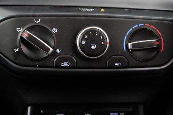 Hyundai i20 1.0 T-GDi MHEV SE Connect Euro 6 (s/s) 5dr