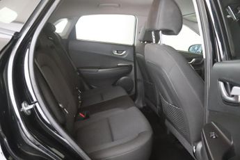 Hyundai KONA 39kWh Premium Auto 5dr (10.5kW Charger)
