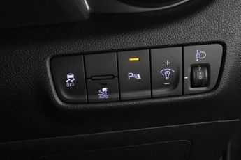 Hyundai KONA 39kWh Premium Auto 5dr (10.5kW Charger)